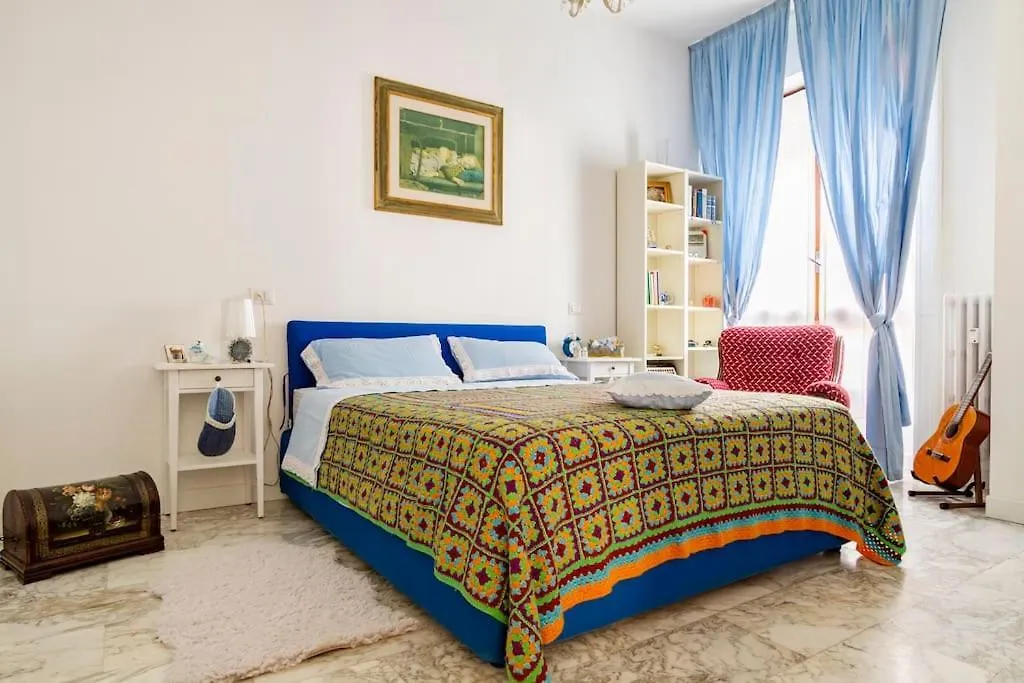 Appartamento Elegante E Tranquillo Милан