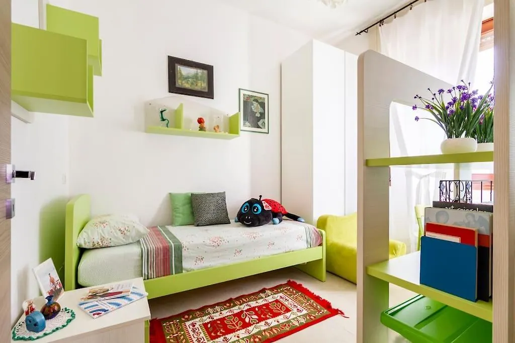 Appartamento Elegante E Tranquillo ميلان 0*,